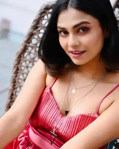 Call Girls Service in Jamner